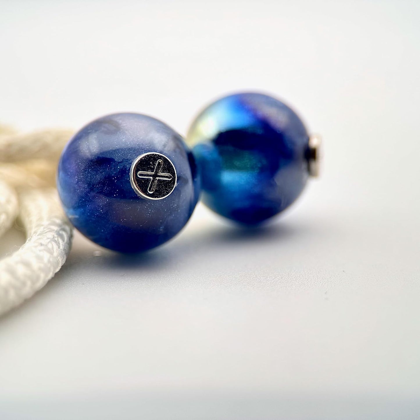 Série Galaxy – Perles de Personnalisation pour Cordon de Sweat à Capuche – Design Futuriste et Minimal – Accessoire Unisexe pour Hoodie, Streetwear et Mode Urbaine