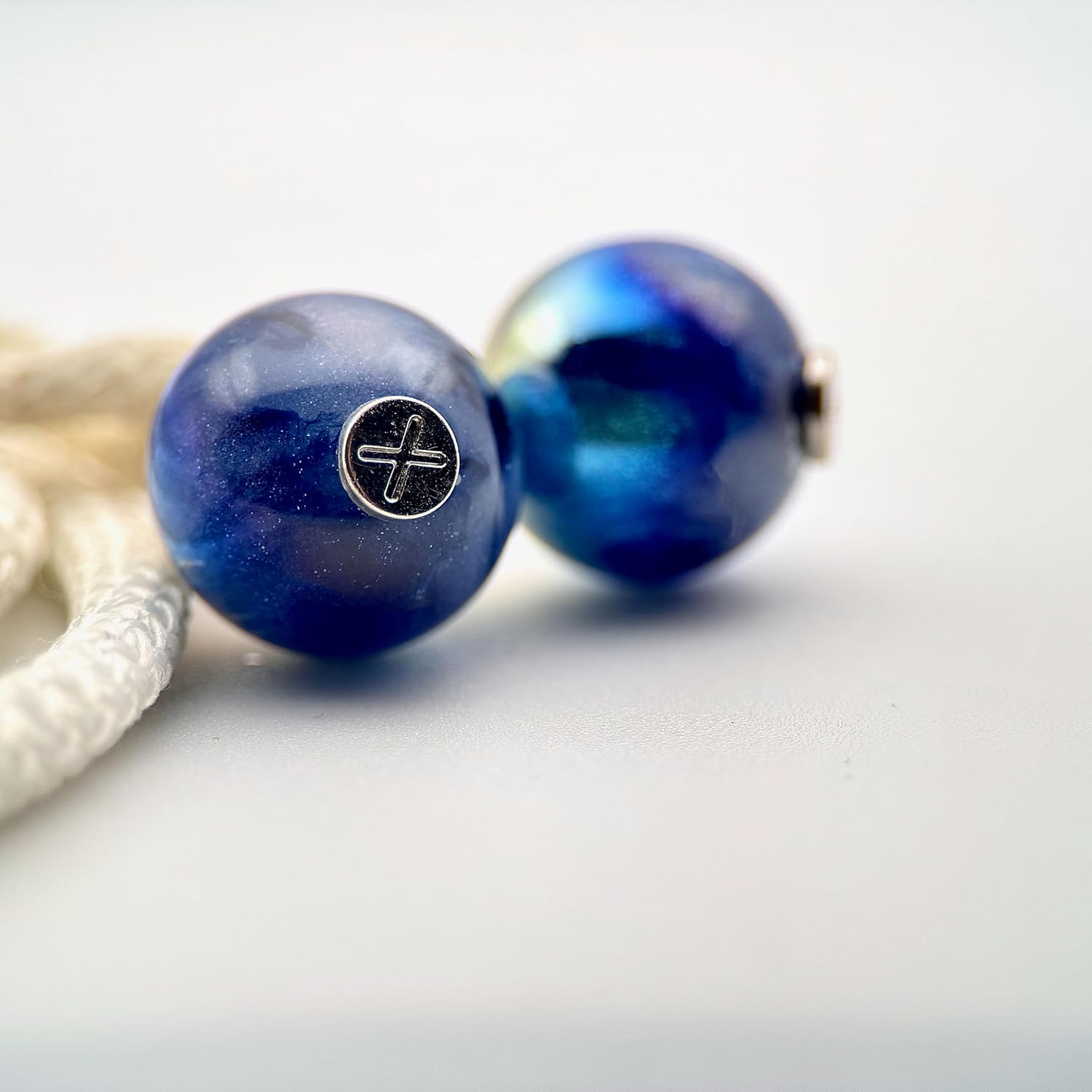 Série Galaxy – Perles de Personnalisation pour Cordon de Sweat à Capuche – Design Futuriste et Minimal – Accessoire Unisexe pour Hoodie, Streetwear et Mode Urbaine