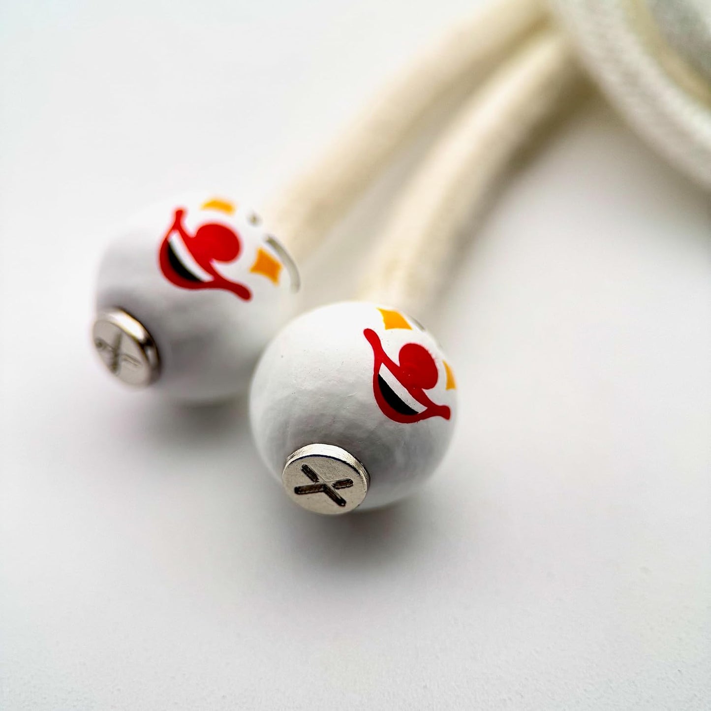 HOODIE CHARMS – Série EMOJY – Perles de Personnalisation pour Cordon de Sweat à Capuche – Design Fun et Expressif – Accessoire Unisexe pour Hoodie, Streetwear et Mood du Jour