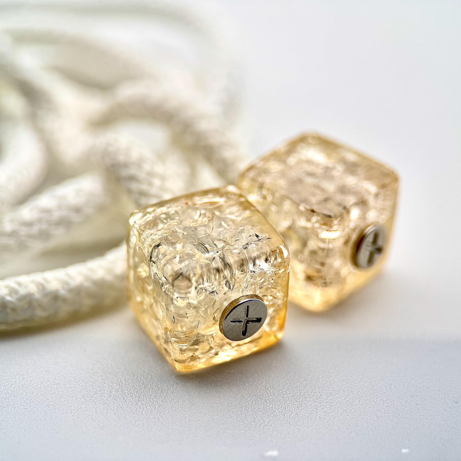 HOODIE CHARMS – Série Crackled Ice – Perles de Personnalisation pour Cordon de Sweat à Capuche – Design Futuriste et Minimal – Accessoire Unisexe pour Hoodie, Streetwear et Mode Urbaine