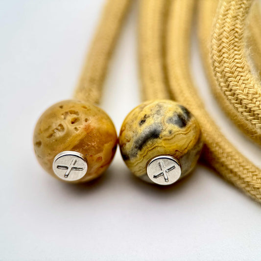 HOODIE CHARMS – Série Gemstone – Perles en Pierre Naturelles – Accessoire Élégant et Énergétique pour Hoodie, Streetwear et Mode Premium
