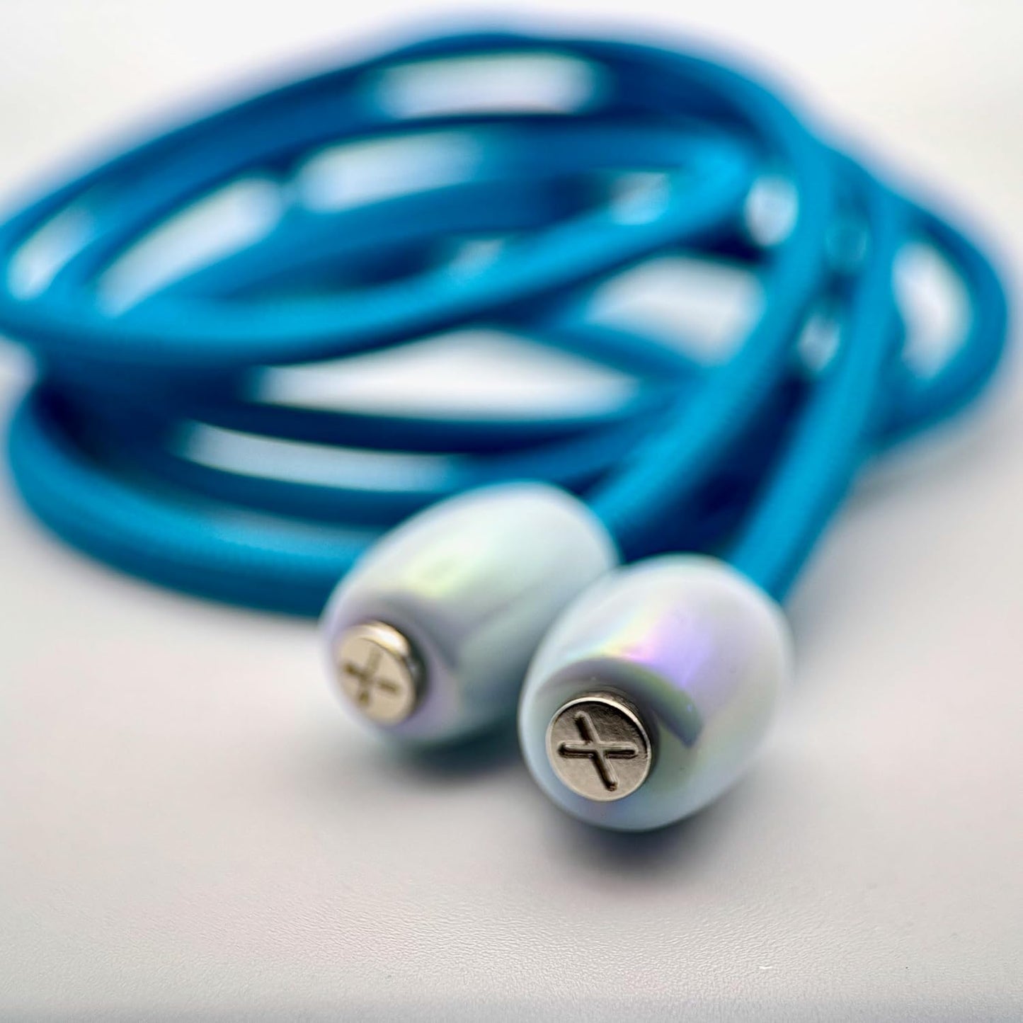 Hoodie Charms – Série Halo Tube – Perles de Personnalisation pour Cordon de Sweat à Capuche – Design Futuriste et Minimal – Accessoire Unisexe pour Hoodie, Streetwear et Mode Urbaine (BLUE)