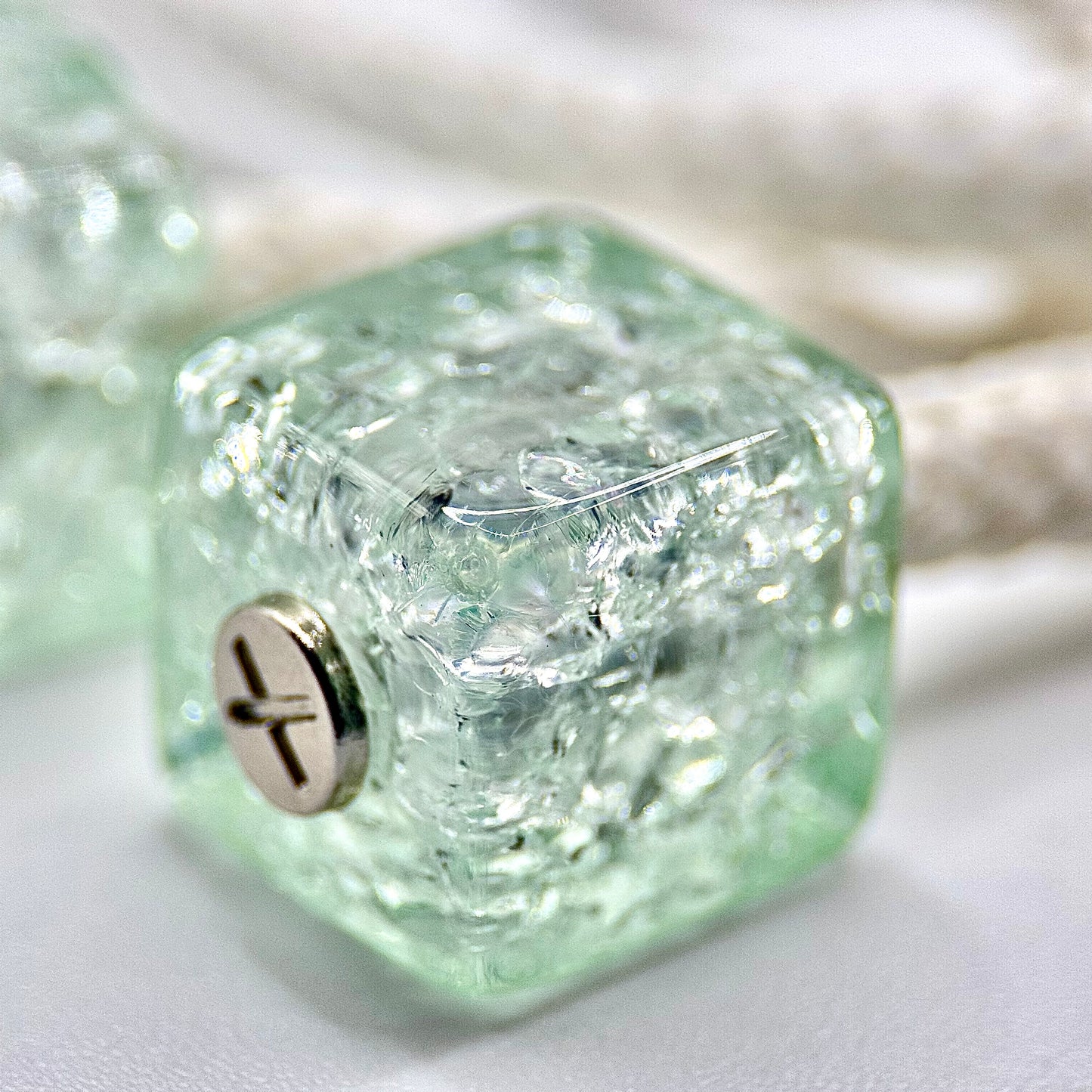 HOODIE CHARMS – Série Crackled Ice – Perles de Personnalisation pour Cordon de Sweat à Capuche – Design Futuriste et Minimal – Accessoire Unisexe pour Hoodie, Streetwear et Mode Urbaine