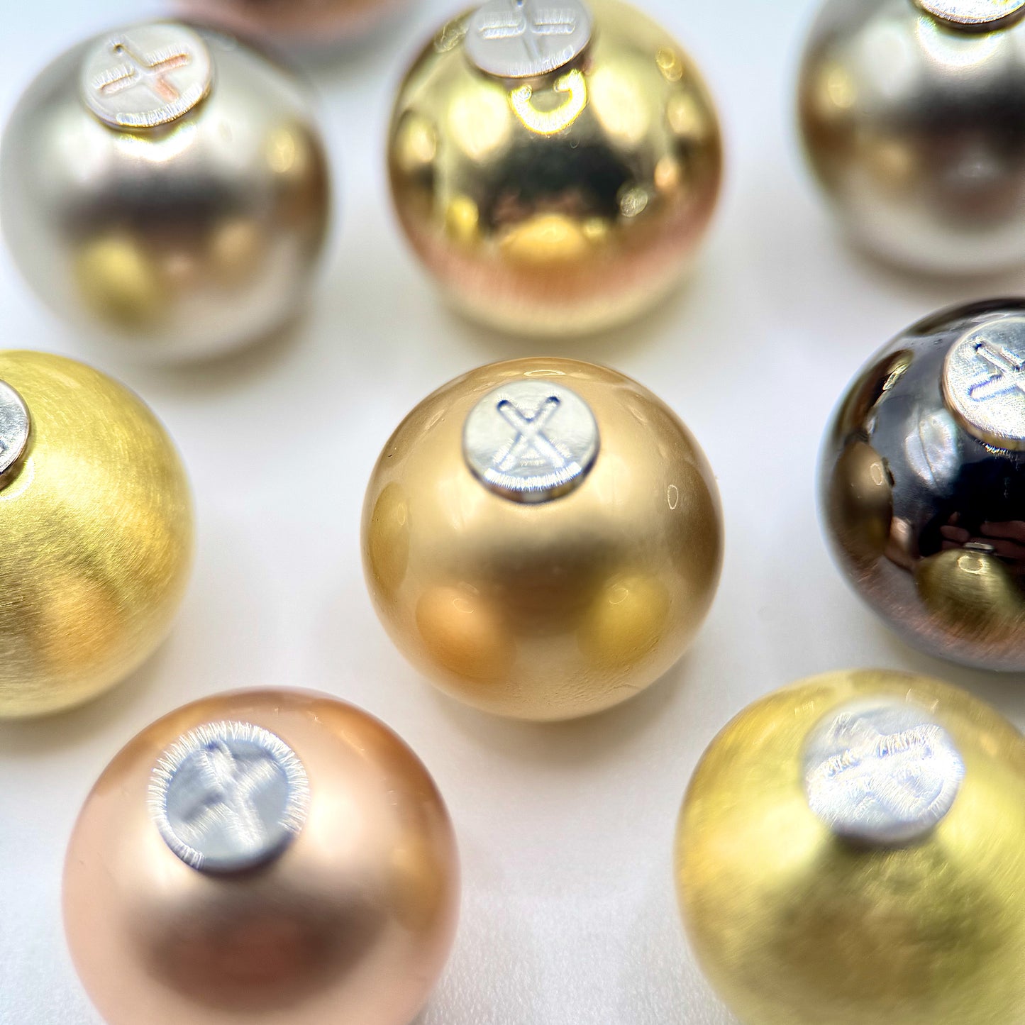 Série ABS Luxe Gold – Perles de Personnalisation pour Cordon de Sweat à Capuche – Design Métallisé et Élégant – Accessoire Unisexe pour Hoodie