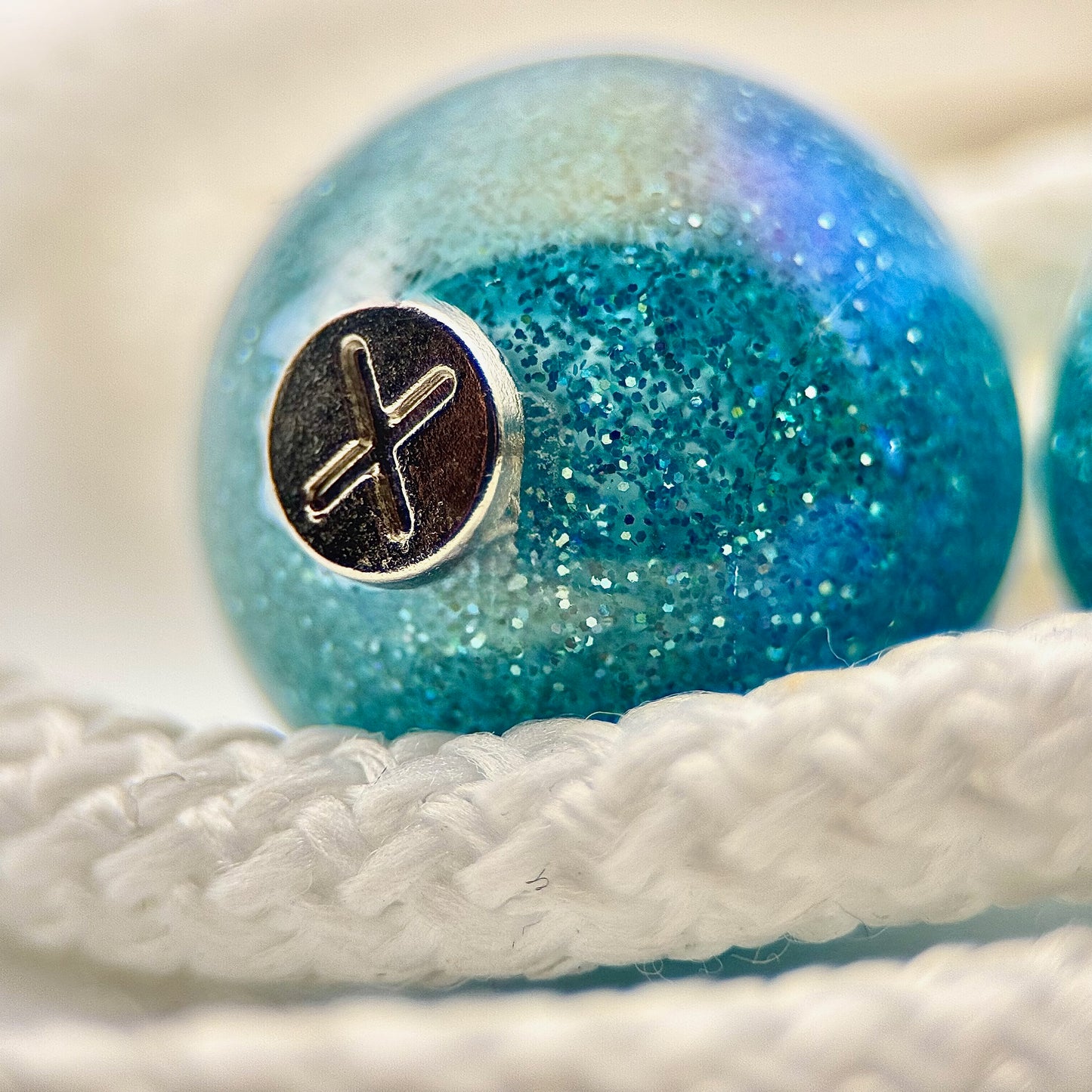 Série Stardust – Perles de Personnalisation pour Cordon de Sweat à Capuche – Look Pailleté Intense – Accessoire Unisexe pour Mode Urbaine, Streetwear et Hoodie Custom