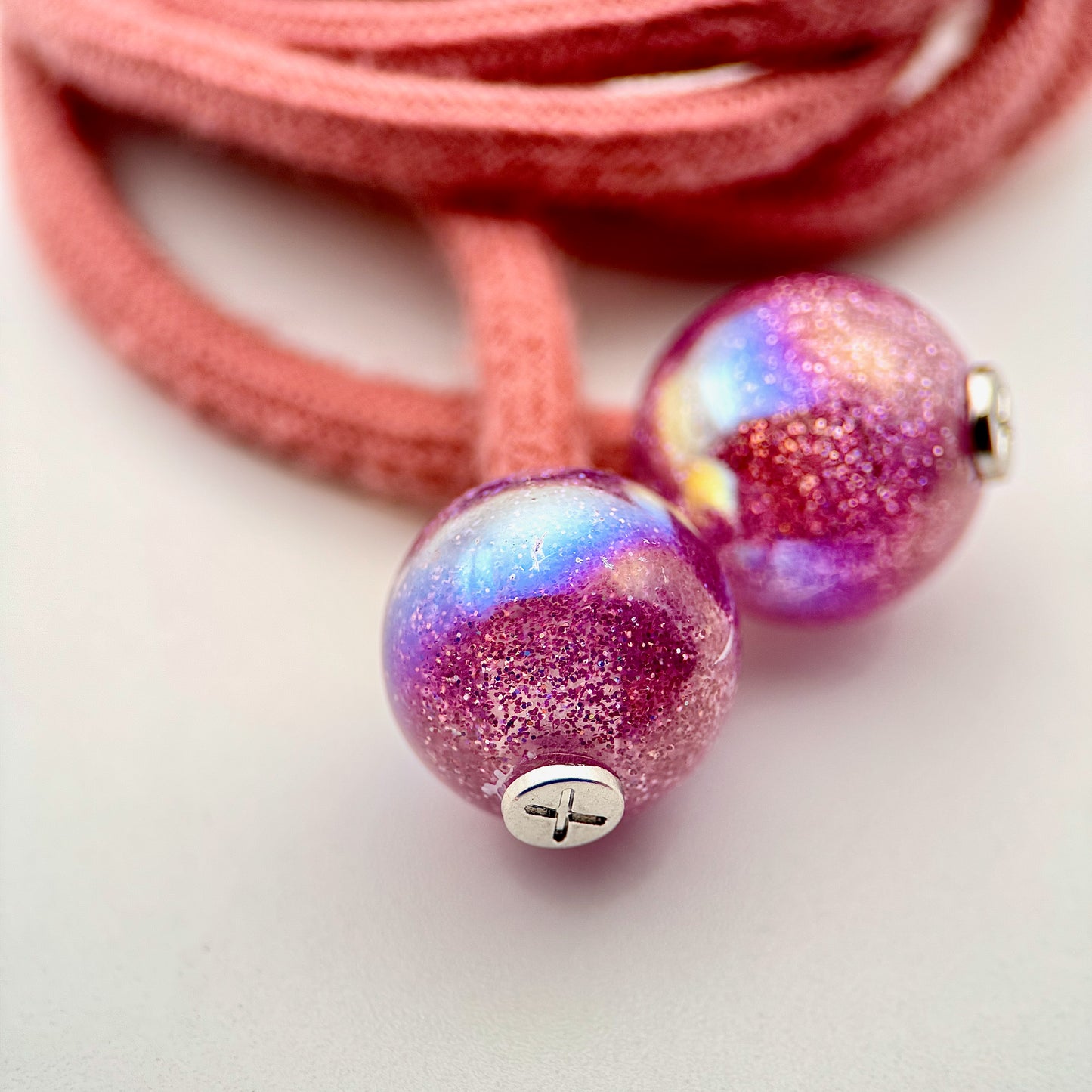 Série Stardust – Perles de Personnalisation pour Cordon de Sweat à Capuche – Look Pailleté Intense – Accessoire Unisexe pour Mode Urbaine, Streetwear et Hoodie Custom