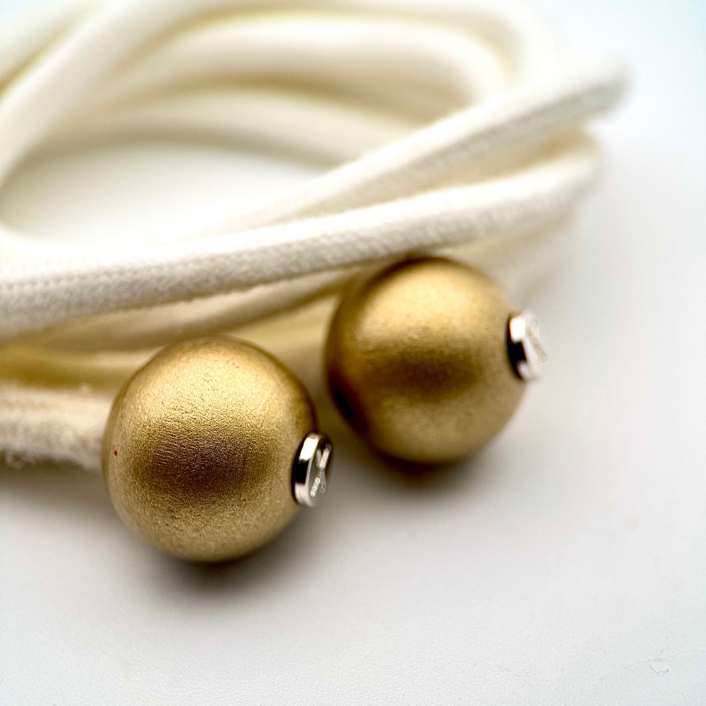 HOODIE CHARMS – Série RAW WOOD – Perles de Personnalisation pour Cordon de Sweat à Capuche – Design Minimal et Naturel – Accessoire Unisexe pour Hoodie, Streetwear et Mode Décontractée