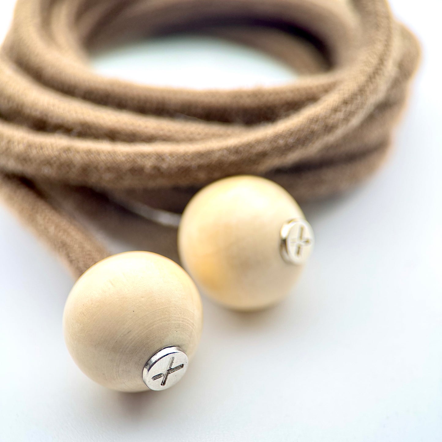 HOODIE CHARMS – Série RAW WOOD – Perles de Personnalisation pour Cordon de Sweat à Capuche – Design Minimal et Naturel – Accessoire Unisexe pour Hoodie, Streetwear et Mode Décontractée