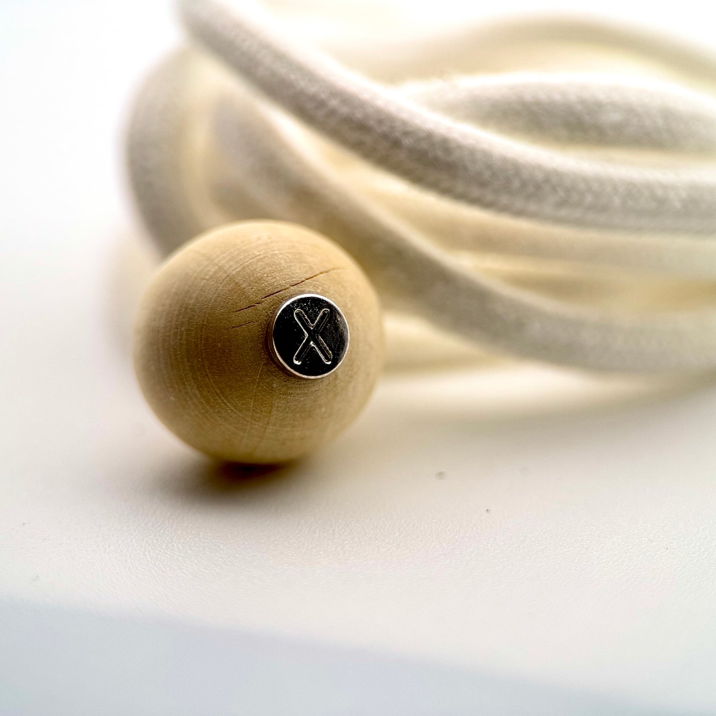 HOODIE CHARMS – Série RAW WOOD – Perles de Personnalisation pour Cordon de Sweat à Capuche – Design Minimal et Naturel – Accessoire Unisexe pour Hoodie, Streetwear et Mode Décontractée