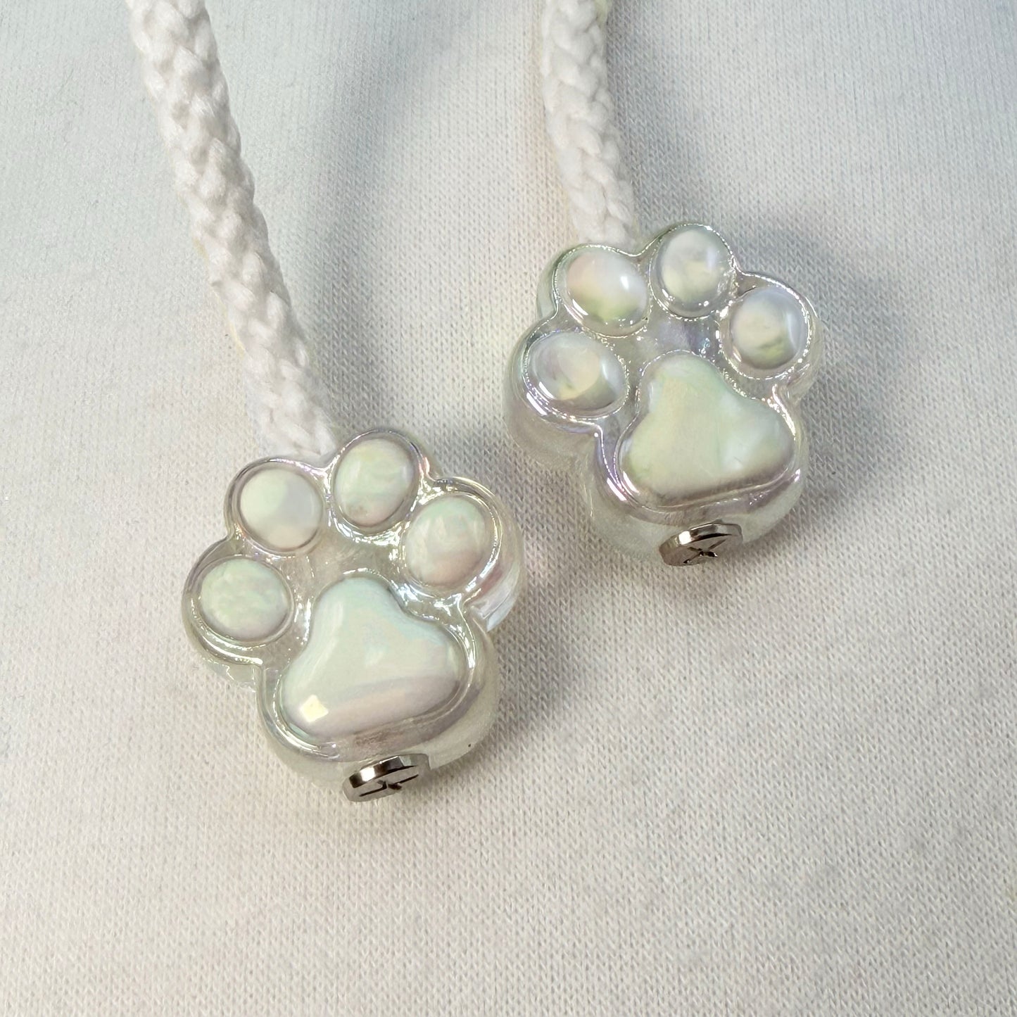 Hoodie Charms® – Paw Pop – Hoodie Beads