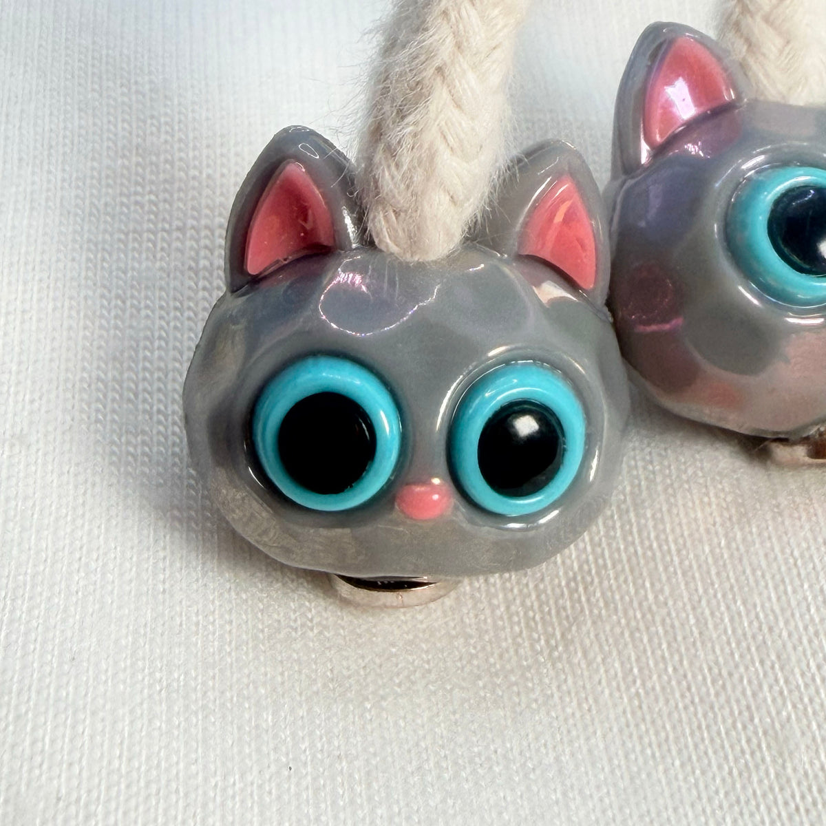 HOODIE CHARMS®- Pixel Cat – Hoodie beads