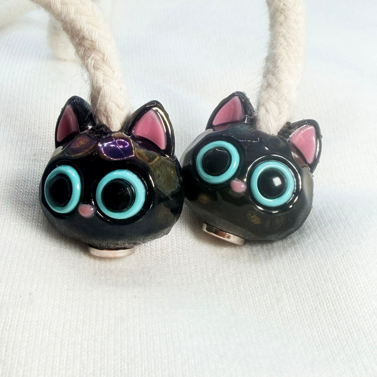 HOODIE CHARMS®- Pixel Cat – Hoodie beads