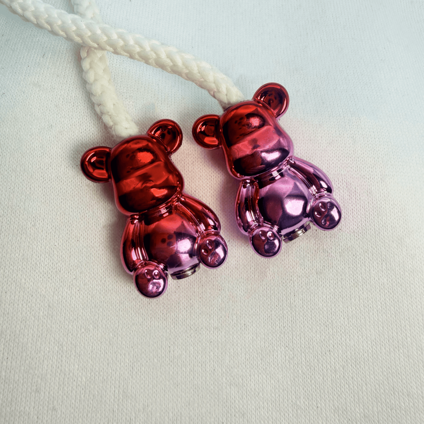 Hoodie Charms – Bubble Bear - Perles de Hoodie - Hoodie Charms - Chrome Red-Purple