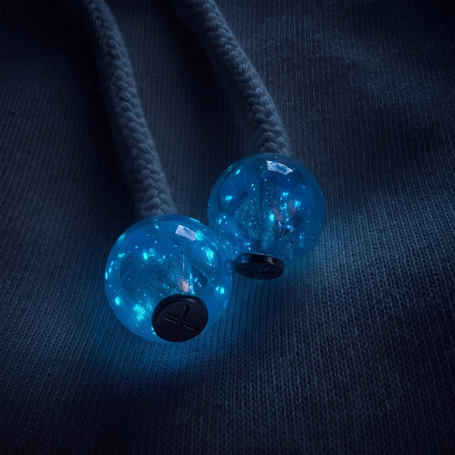 HOODIE CHARMS® Glow Pop – Charms phosphorescents pour cordons - Hoodie Charms - Bleu Ciel
