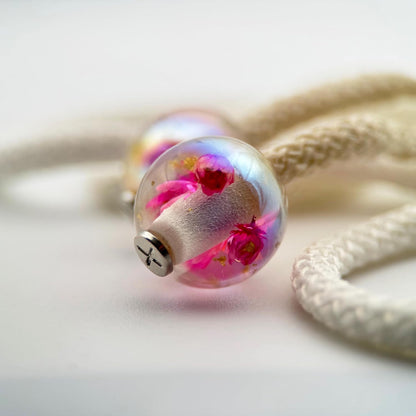 HOODIE CHARMS – Modèle Eternal Bloom – Perle pour Cordon de Hoodie - Hoodie Charms - Fushia