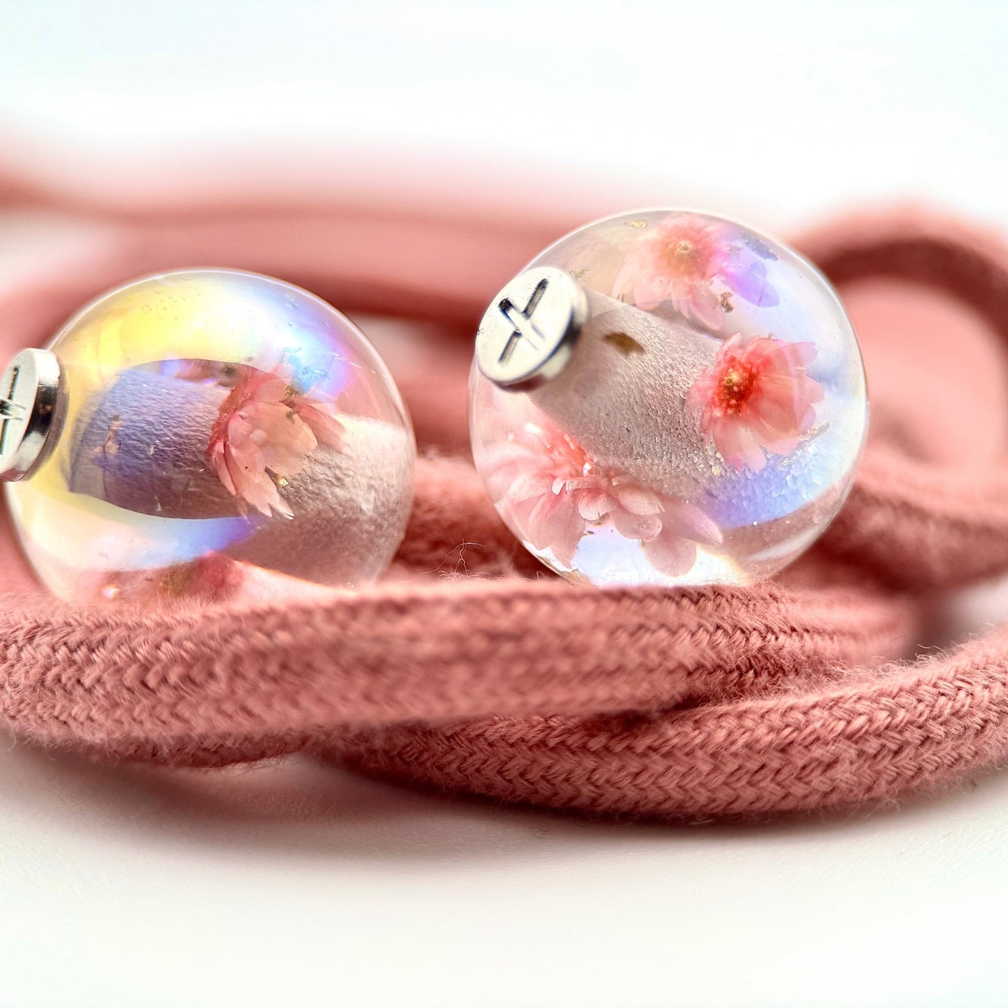 HOODIE CHARMS – Modèle Eternal Bloom – Perle pour Cordon de Hoodie - Hoodie Charms - Violet