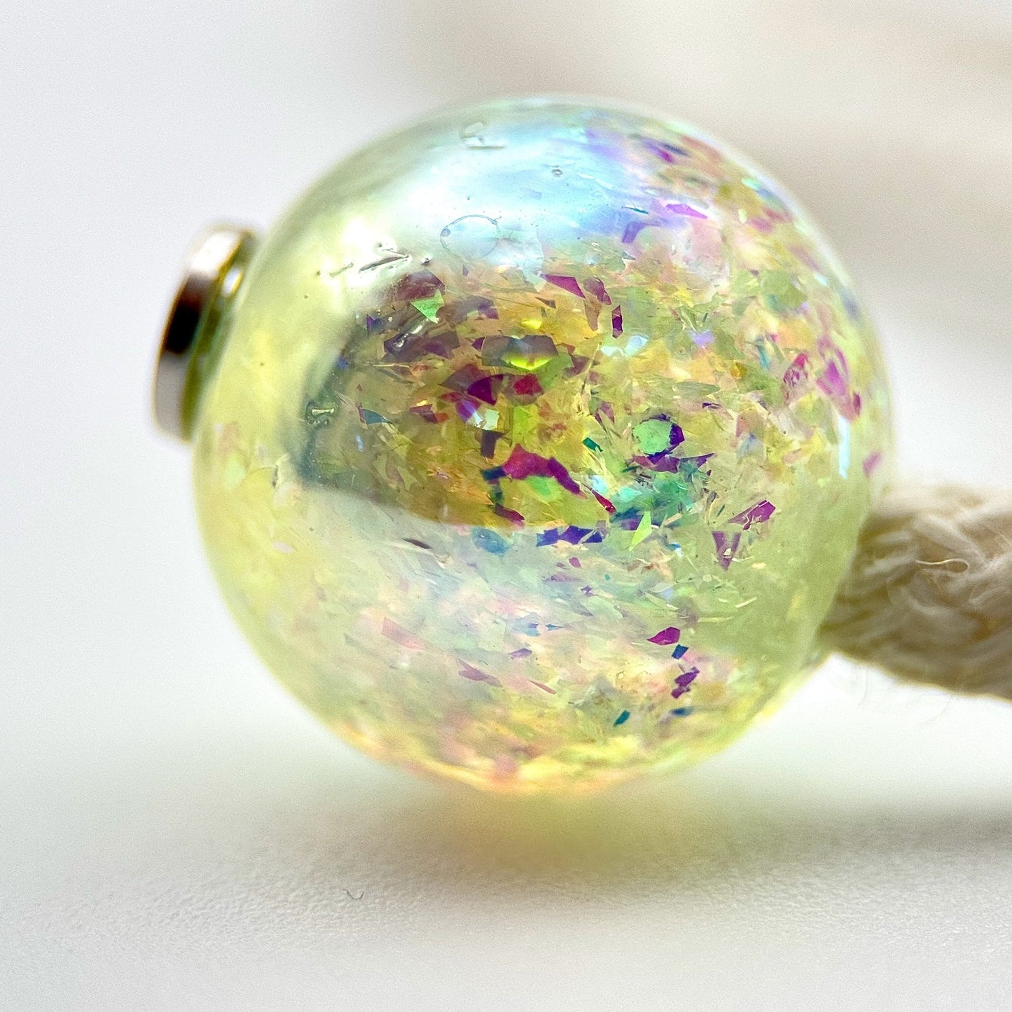 Hoodie Charms – Opal Shards – Perles Effet Nacré pour Cordon de Hoodie - Hoodie Charms - Jaune