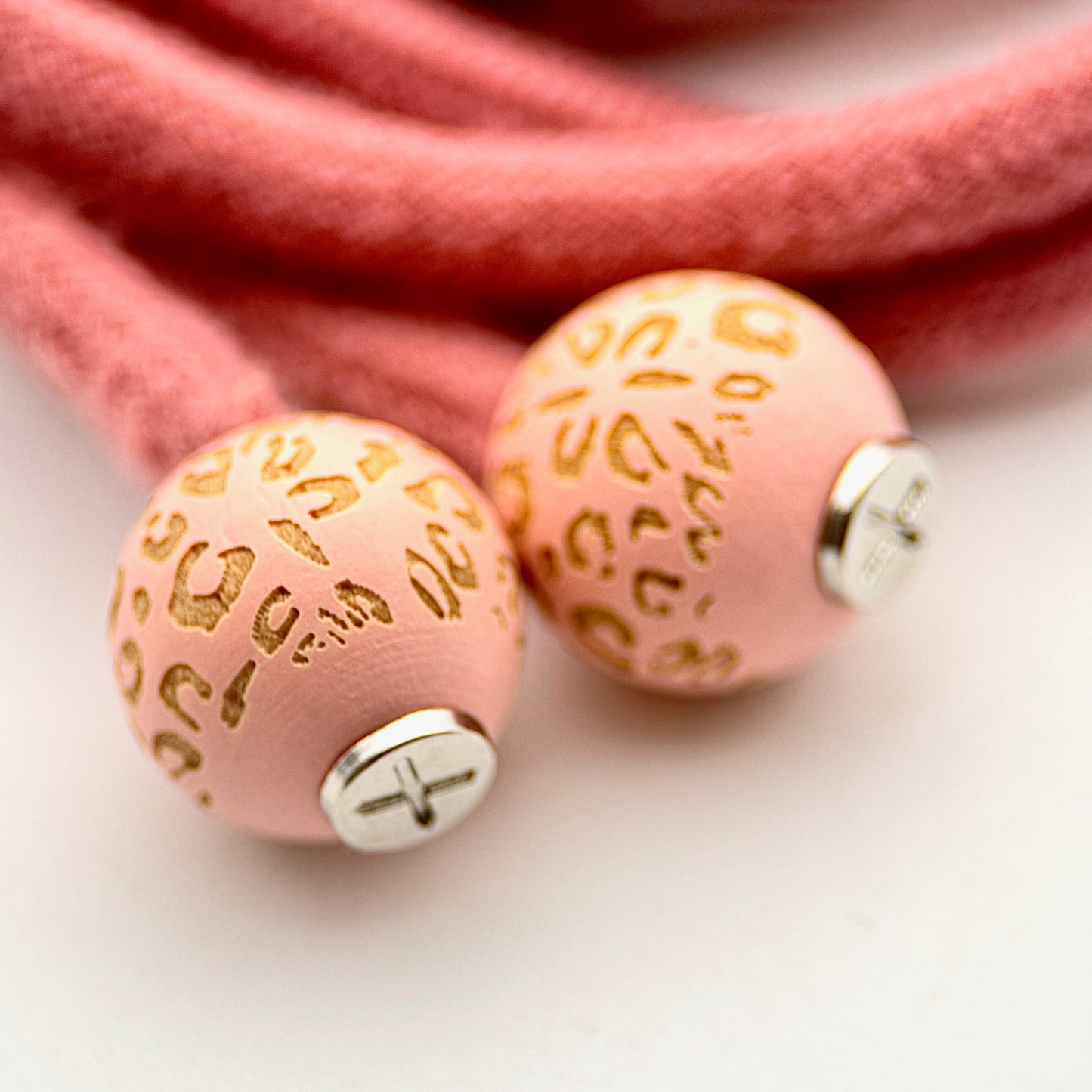 HOODIE CHARMS – Série Animal Instinct – Perle pour Cordon de Hoodie - Hoodie Charms - Pink Savage