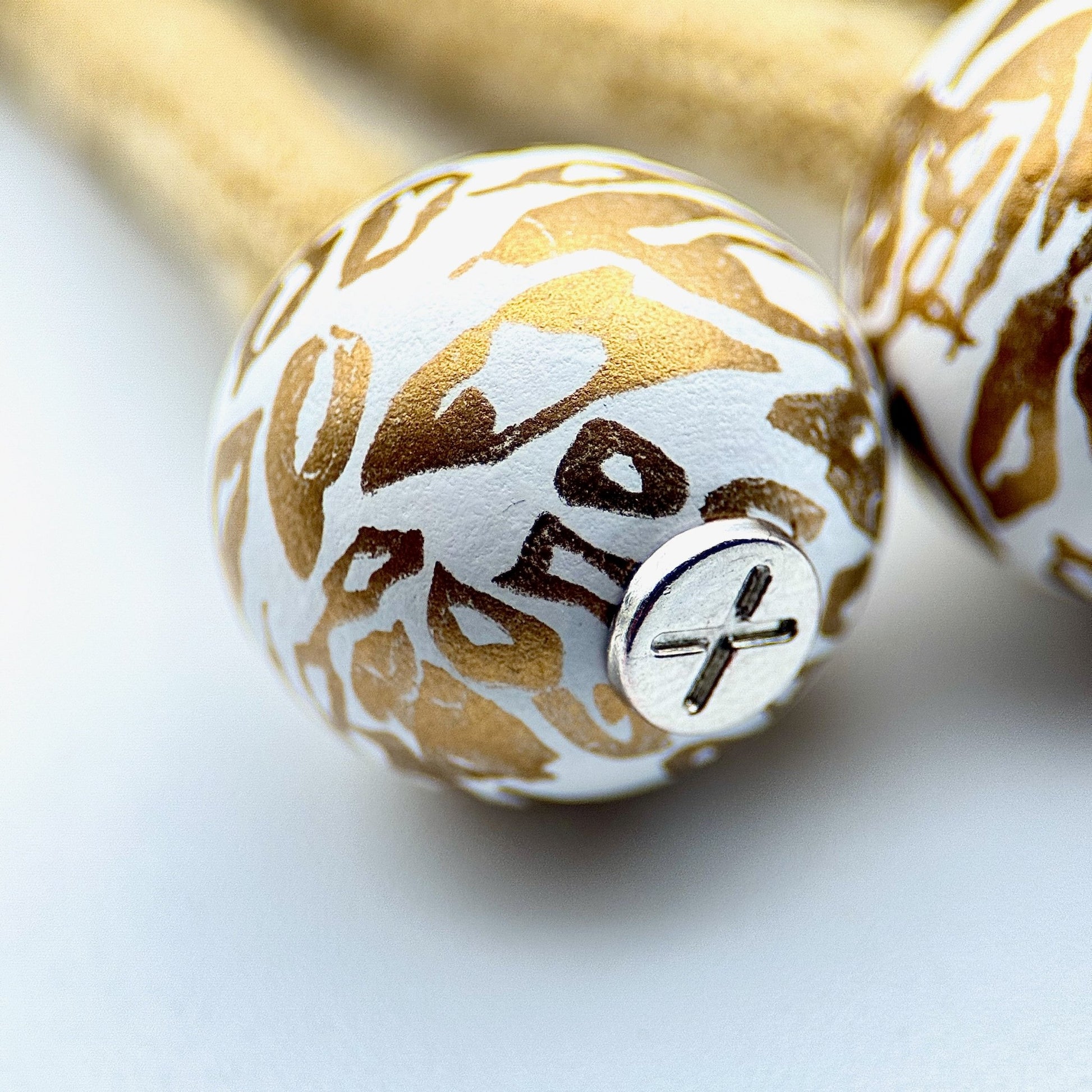 HOODIE CHARMS – Série Animal Instinct – Perle pour Cordon de Hoodie - Hoodie Charms - Snow Panther