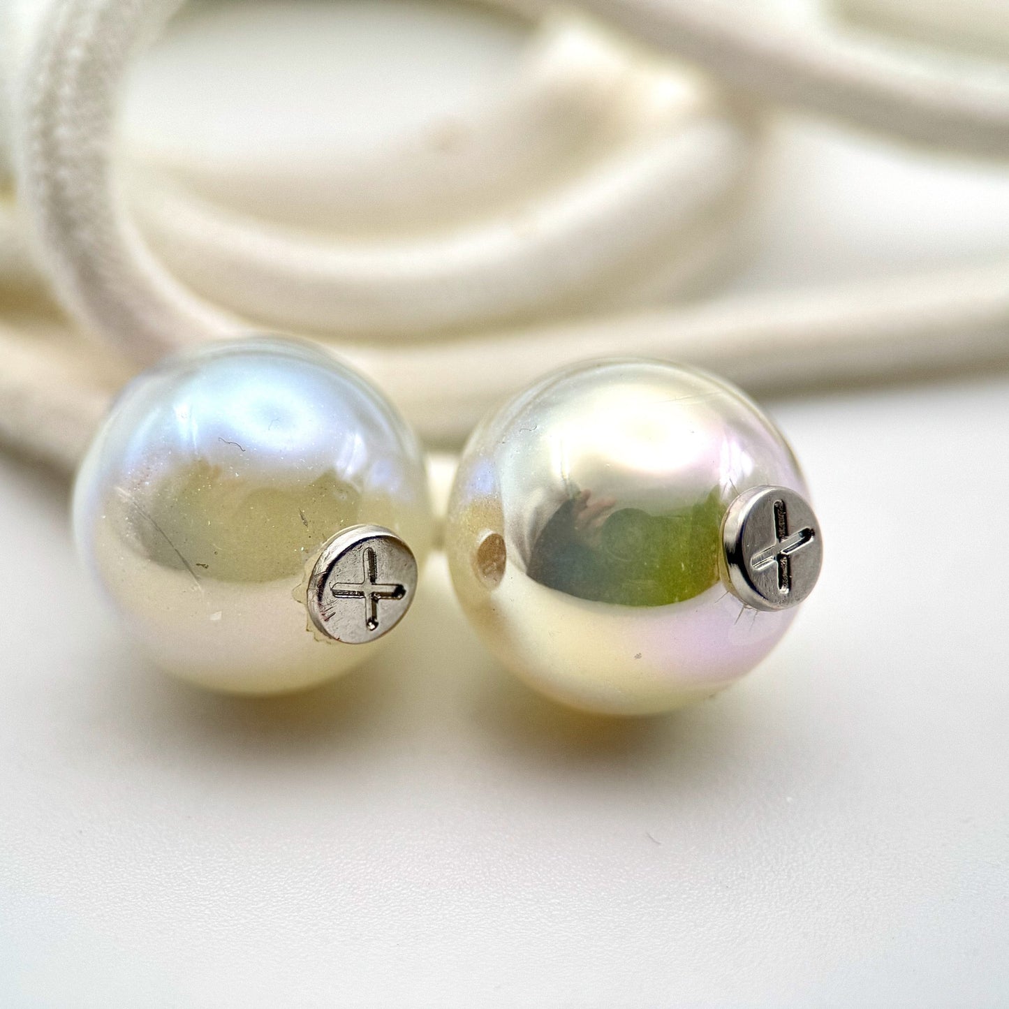 HOODIE CHARMS – Série Pearl Glow – Perle pour Cordon de Hoodie - Hoodie Charms - Blanc