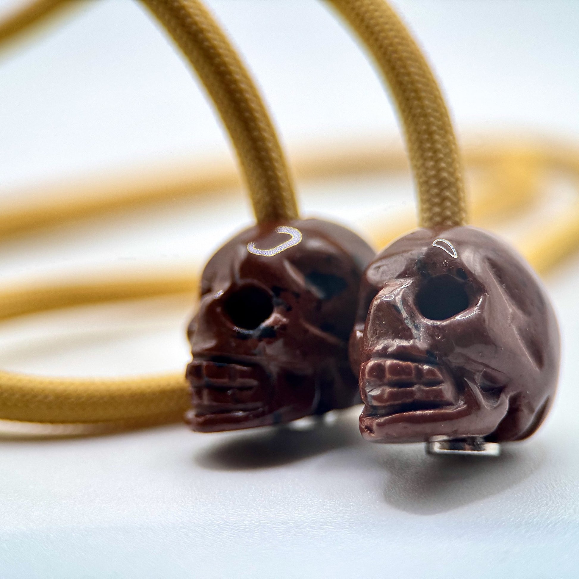 HOODIE CHARMS - Série Skull Stones – Perle pour Cordon de Hoodie - Hoodie Charms - Quartz Clair