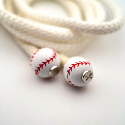 HOODIE CHARMS – Série Sportballs – Perle pour Cordon de Hoodie - Hoodie Charms - Football (Noir & Blanc)