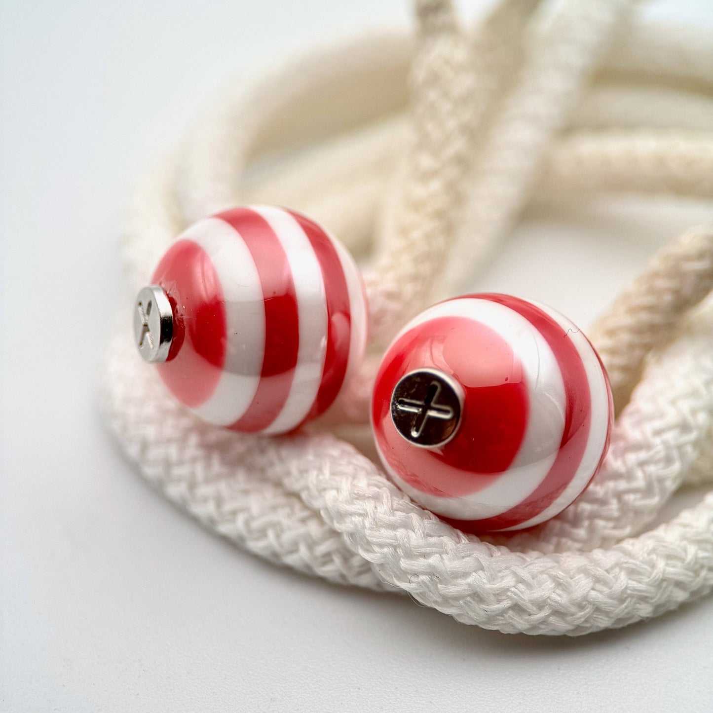 HOODIE CHARMS – Série STRIPES – Perle pour Cordon de Hoodie - Hoodie Charms - Rouge