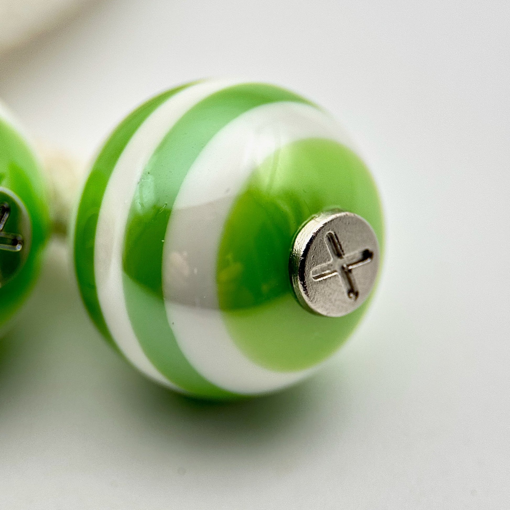 HOODIE CHARMS – Série STRIPES – Perle pour Cordon de Hoodie - Hoodie Charms - Vert