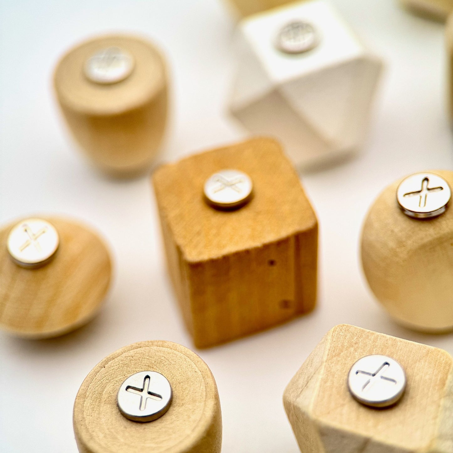 HOODIE CHARMS – Série Woody Shapes – Perle pour Cordon de Hoodie - Hoodie Charms - Woody Cube