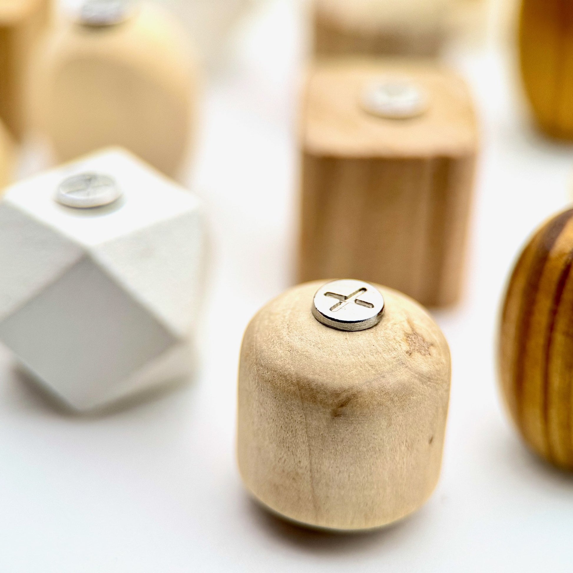 HOODIE CHARMS – Série Woody Shapes – Perle pour Cordon de Hoodie - Hoodie Charms - Woody Glossy