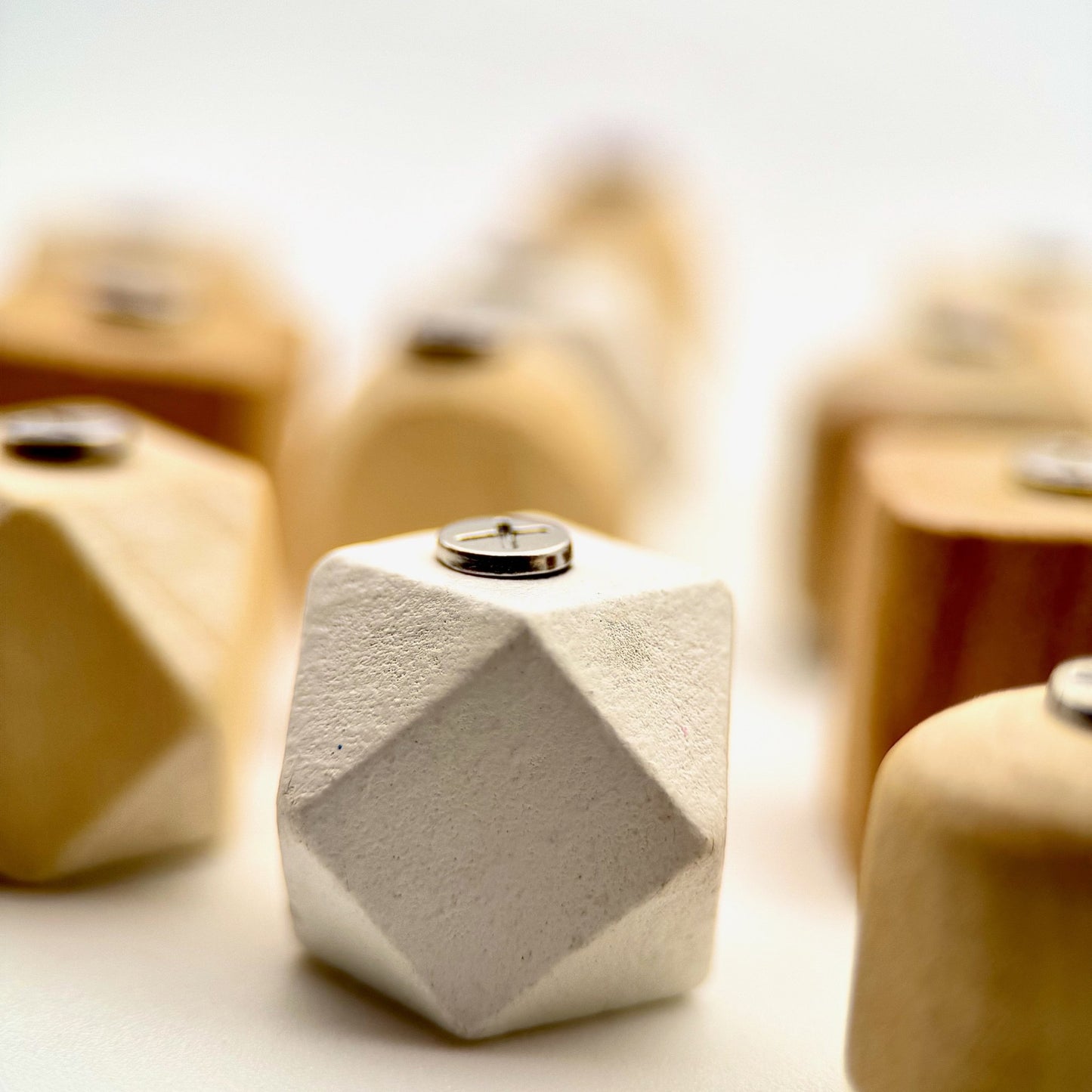 HOODIE CHARMS – Série Woody Shapes – Perle pour Cordon de Hoodie - Hoodie Charms - Woody Glossy