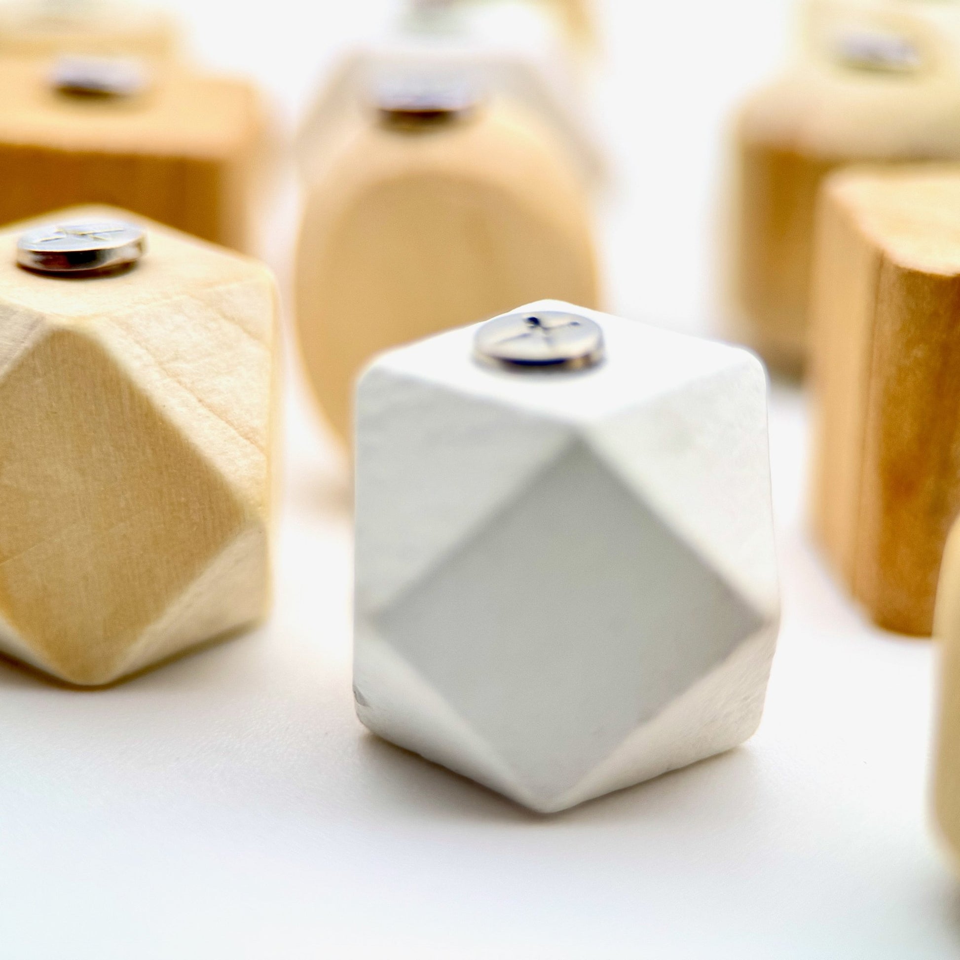 HOODIE CHARMS – Série Woody Shapes – Perle pour Cordon de Hoodie - Hoodie Charms - Woody Glossy