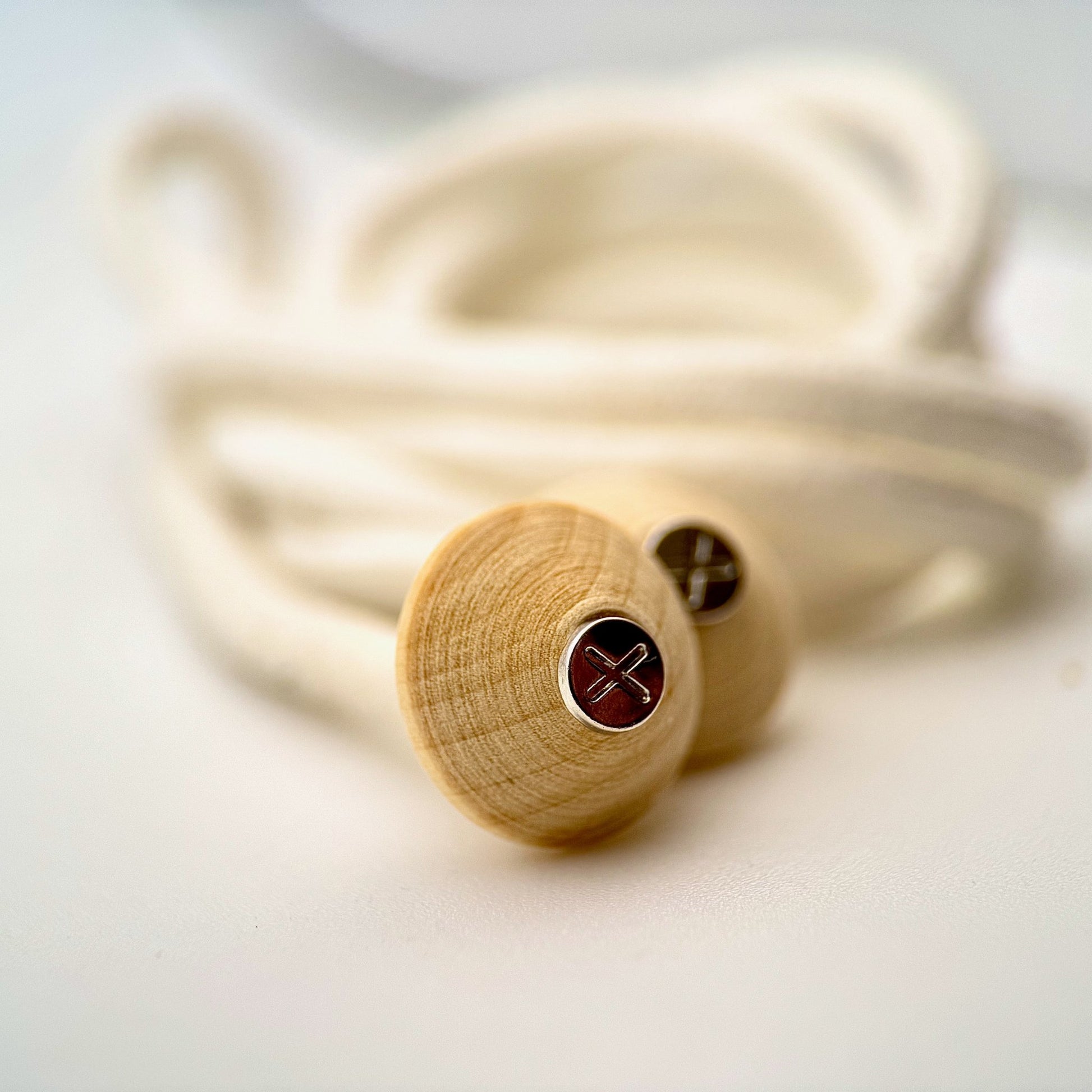 HOODIE CHARMS – Série Woody Shapes – Perle pour Cordon de Hoodie - Hoodie Charms - Woody Glossy